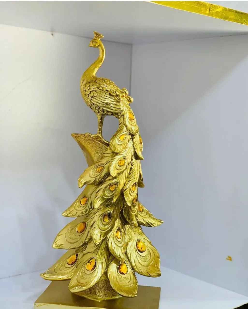 Golden Peacock Statue for Luxurious Home Decor - Exquisite Design